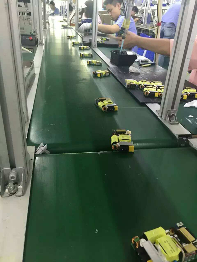 雨果揭秘?：竞争“红海”消费电子市场，什么样的产品才是市场所需？