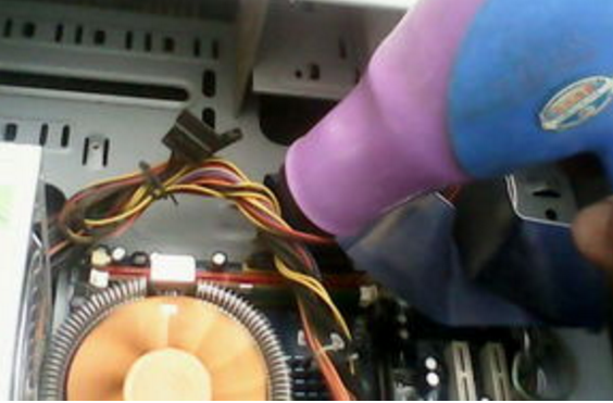 电脑主机 电脑主机