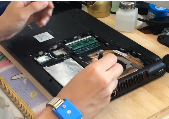 笔记本清灰 笔记本清灰