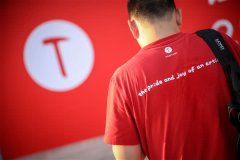 锤子产品经理评价坚果新机：这一代用的最爽，手机跟罗永浩没关系