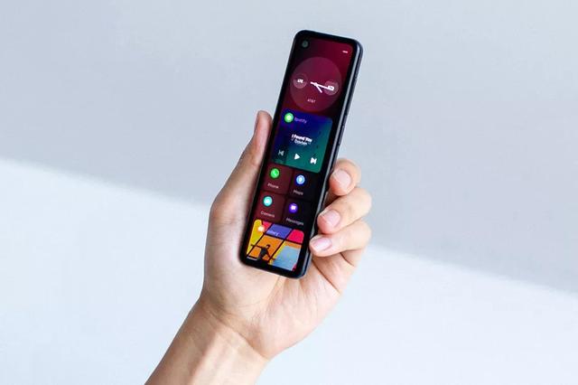 安卓之父新推的这部手机，为什么连罗永浩都觉得很酷