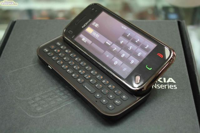 回首又见他：手机巨人诺基亚还硬朗的活着