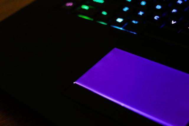 什么叫机皇？这就叫机皇--AW17R5