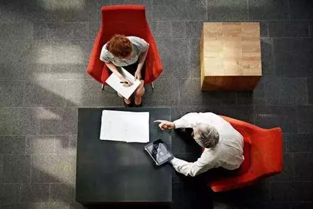 新媒体也面临“用人荒”,听说95前都被嫌弃了!