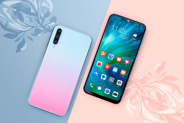 荣耀20青春版图赏：幻彩渐变超级柔美