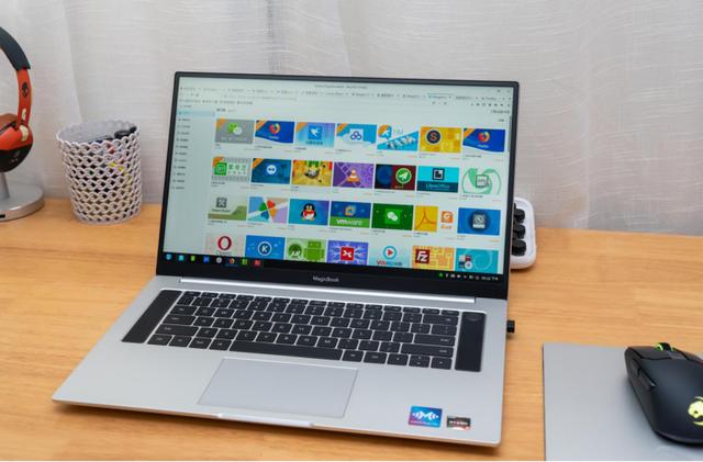 Linux改Win教程，荣耀MagicBook Pro 科技尝鲜版真香，不接受反驳