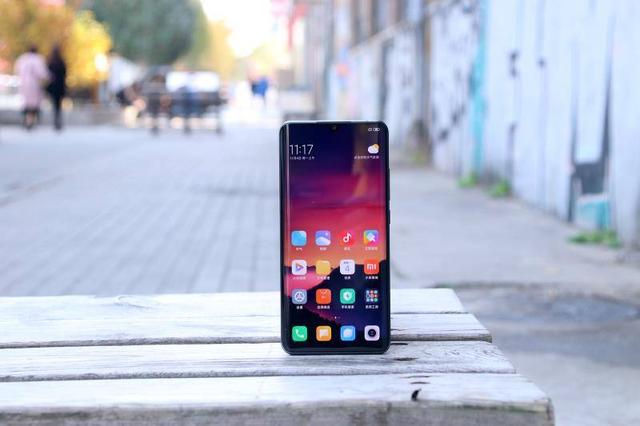 手机24期免息，谁能解释下，是不是等于白送？