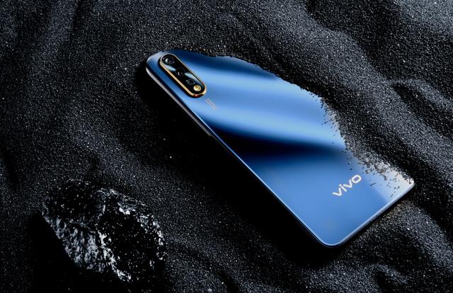 盘点闭着眼买都不会吃亏的热门机型，骁龙855+UFS 3.0真香