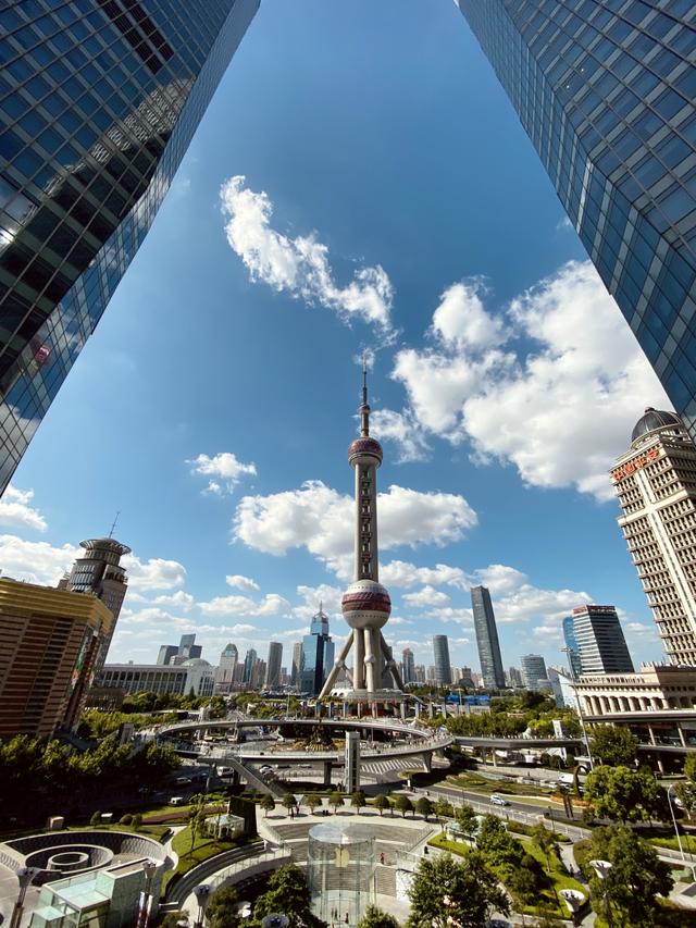 如何拍出刷爆社交平台的城市照？iPhone 获奖摄影师告诉你