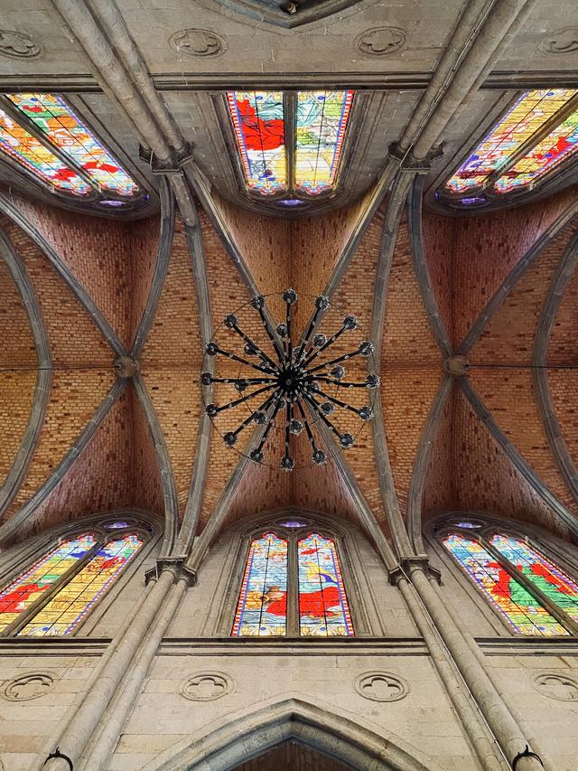 如何拍出刷爆社交平台的城市照？iPhone 获奖摄影师告诉你