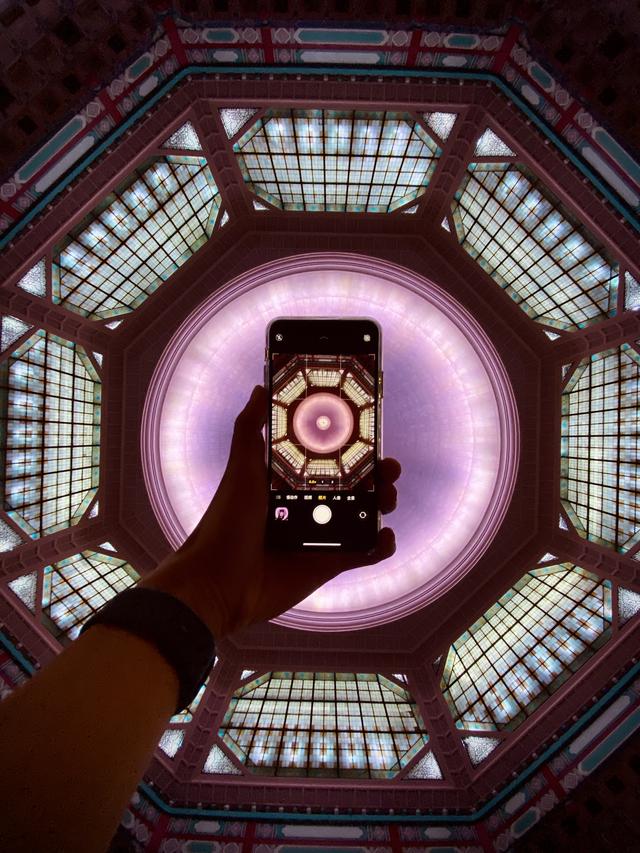 如何拍出刷爆社交平台的城市照？iPhone 获奖摄影师告诉你