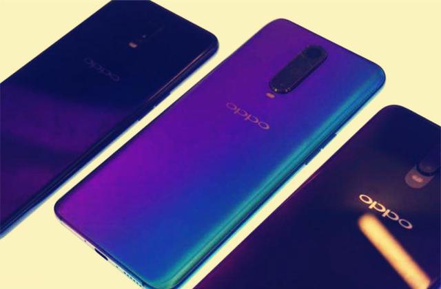 目前全面屏手机市场，这4款手机值得入手，哪款让你心动呢？