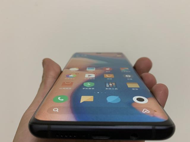 DXO世界第一的代价，小米CC9 Pro全面评测：成也萧何，败也萧何