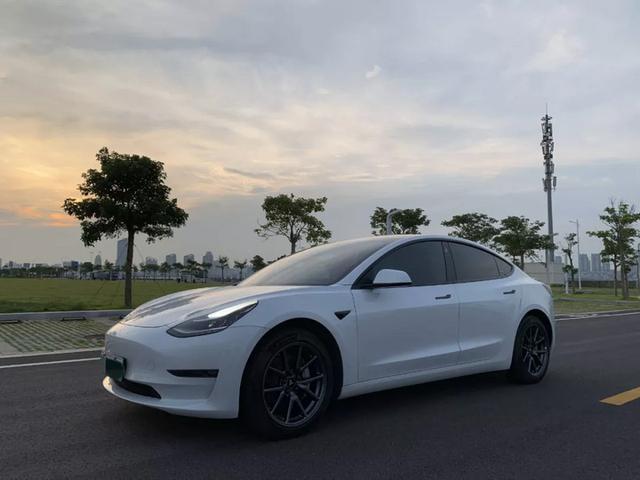5个月12554公里，带你了解真实的特斯拉Model 3