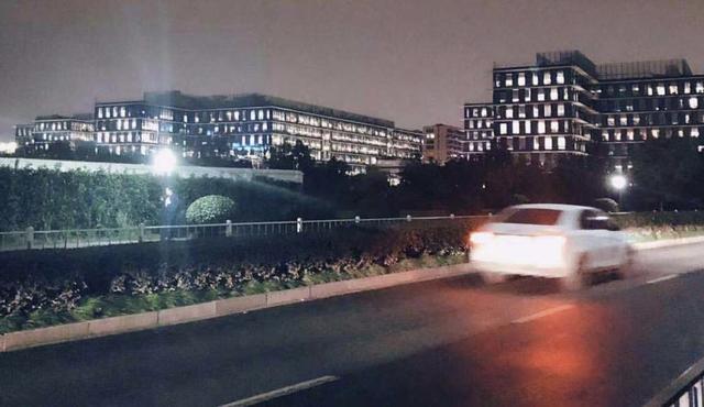 刚刚，我去阿里财务部看了看