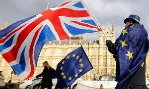 “李超人”亏损千亿？4000亿投资成“败笔”，曹德旺：就不该撤资