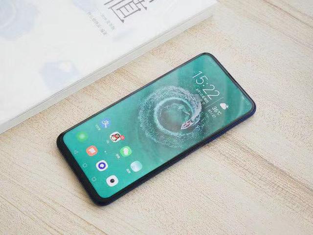 荣耀9X上手体验：细数“国产神作”荣耀9X的前世今生