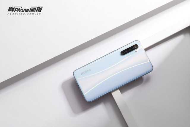 千元机也能做到面面俱到，这几款手机考虑下