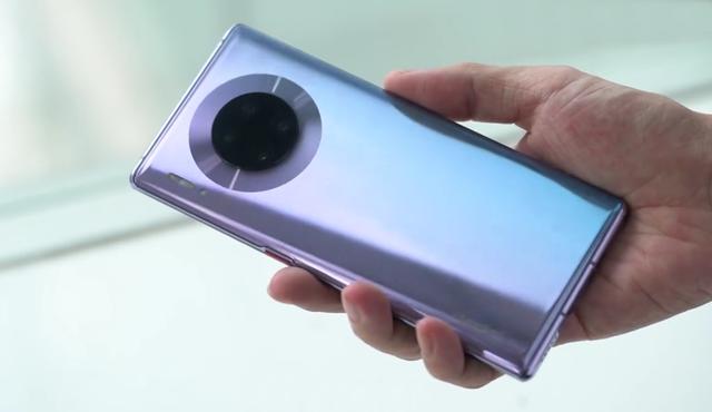 目前最保值的四款手机，用够三年还能赚一笔“二手价”