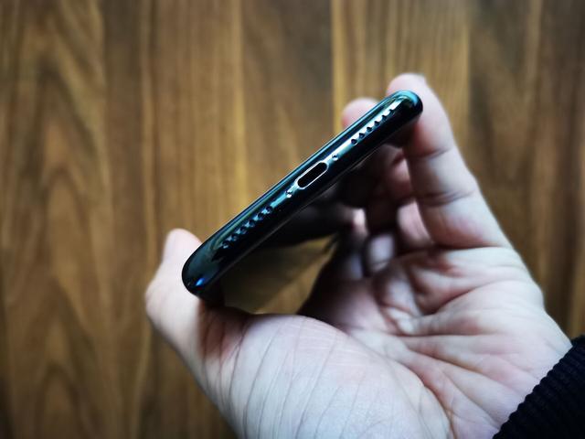 为什么现在还有这么多人在用苹果iPhone X？我总结了这些原因