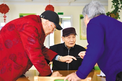 智慧养老:手机上一点 啥服务都有 智慧养老:手机上一点 啥服务都有