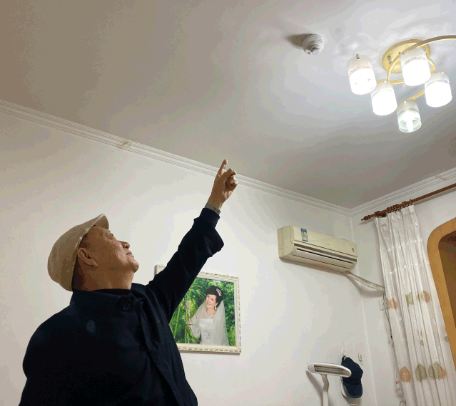 不忘初心、牢记使命！天府新区安公社区配备“养老管家”，试点智慧居家养老