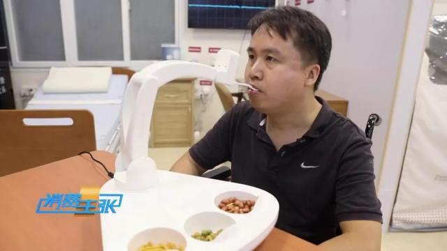 “智慧养老”到底能有智慧？网友：看来我可以更放心老去了