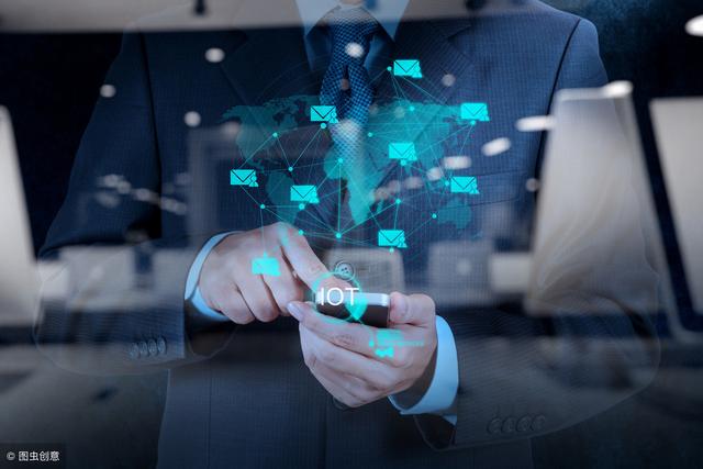 智慧养老：裸奔的老年“数据人”