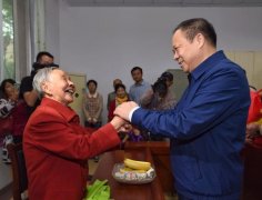 总有一款适合你，武汉市长点赞这些“互联网+居家养老”新模式