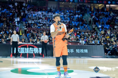 快手用户矣进宏成为CBA史上首个草根扣篮王