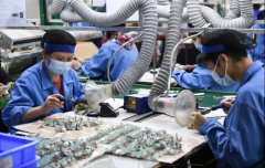 疫情下额温枪厂商之困：原料价被炒高20倍，还要防骗子潜入偷拍