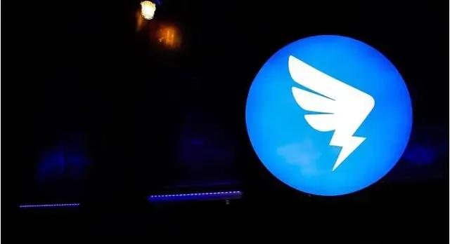 腾讯杀红眼了!刚拿飞书“祭旗”,马上又对钉钉送上屠刀