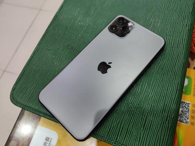 iPhone11：夜拍之王，恭喜啦