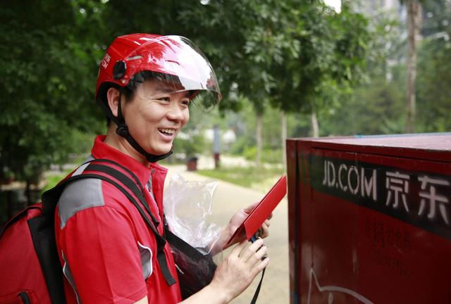 京东重磅宣布！刘强东“王者归来”？网友：影响力不亚于美国事件