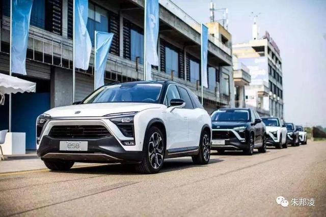 北大学霸创立中国特斯拉