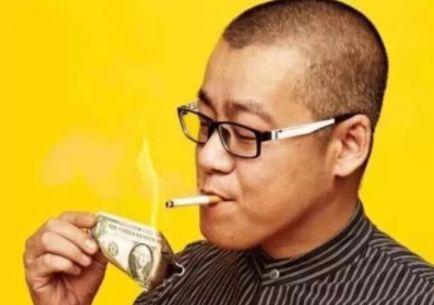 比特币首富 李笑来：85后北大双学位 挖币卖币一月赚亿万