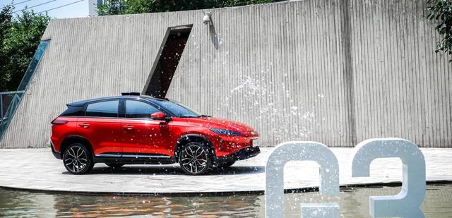 盘点车市2019之一：值得购买的车型---新能源汽车威马EX5、小鹏G3