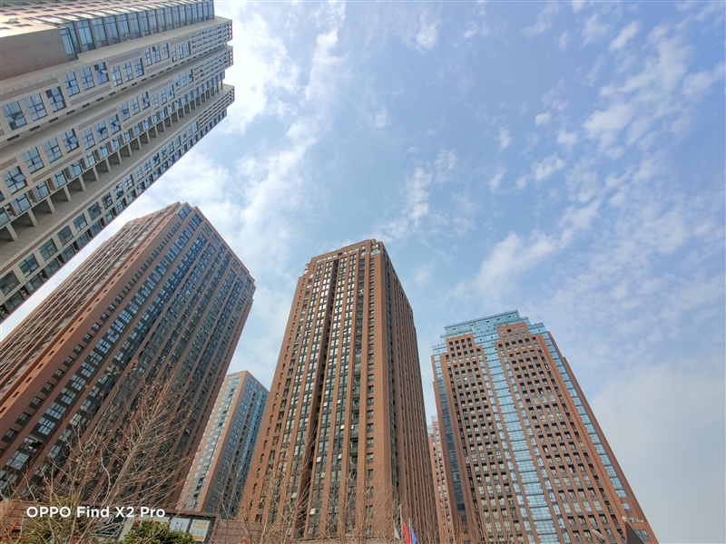 0.6倍 自动模式 广角镜头 IMX 586