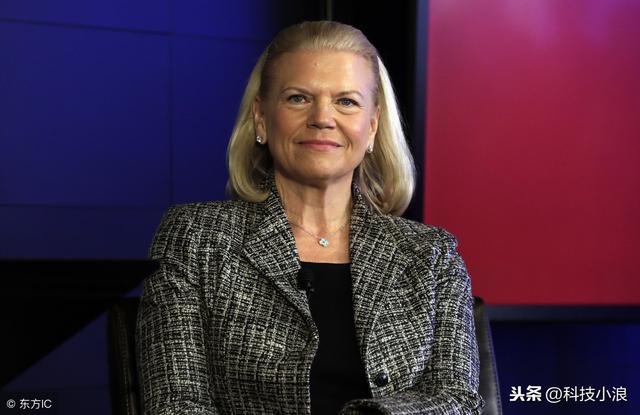 IBM发布全球首台独立量子计算机:9英尺玻璃立方体,使用需付费