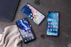 荣耀、小米、iQOO同价位“拼杀”，有人哭来有人笑