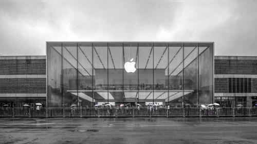 富士康中国产能恢复超预期，但疫情范围扩散国外市场堪忧