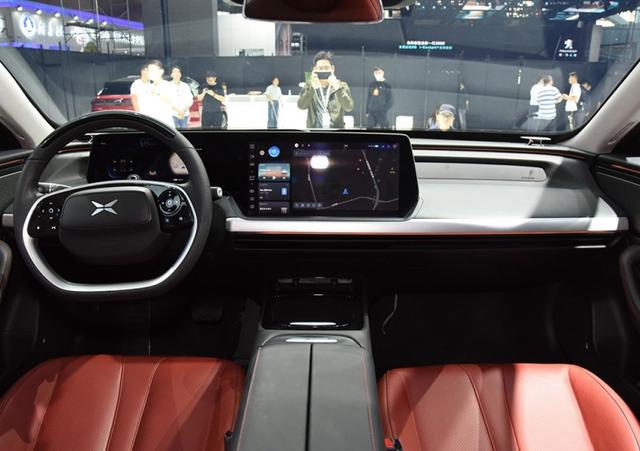 特斯拉简配不用慌，土豪还可以选这款车，售价只是Model3的一半