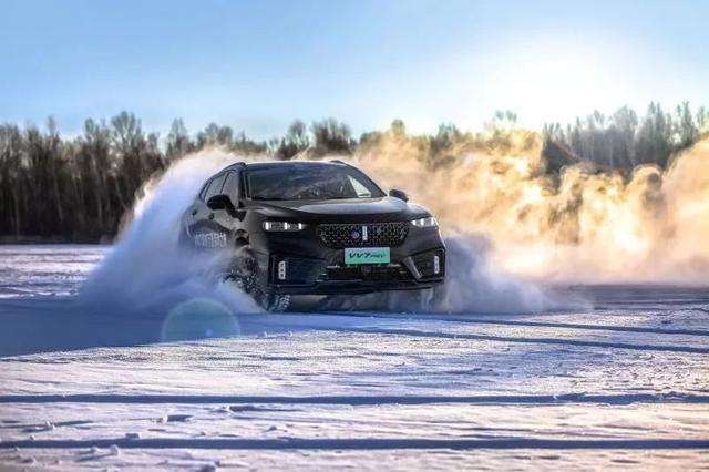 这个中国高端品牌仅用3年就卖出30万台，其新能源车到底如何？