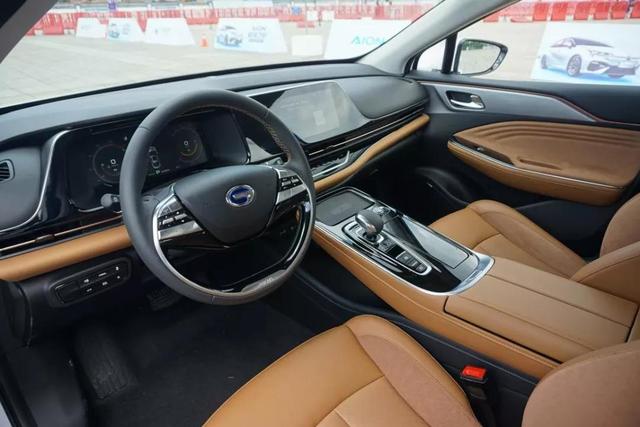 新能源汽车谁更安全？又一专业机构给出五星评价