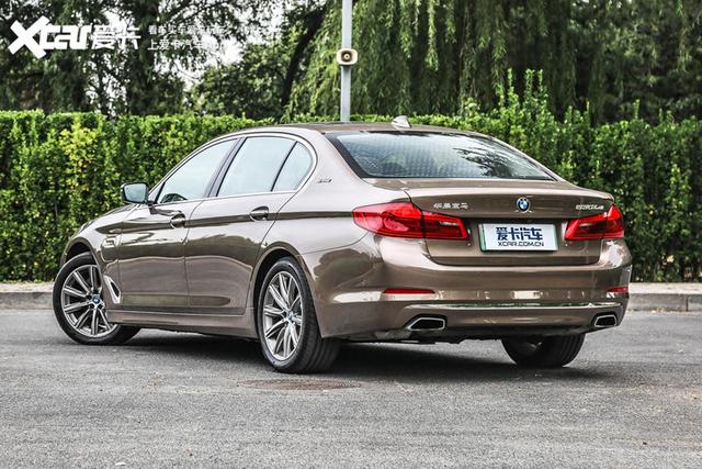 比亚迪稳住第一，宝马销量超大众，丰田不敢懈怠