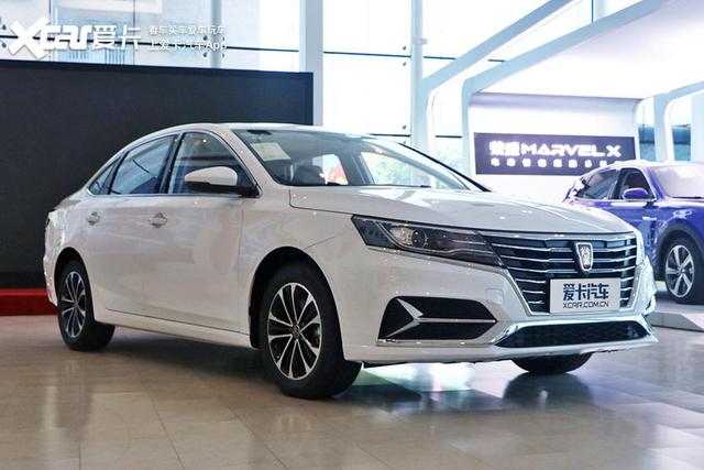 比亚迪稳住第一，宝马销量超大众，丰田不敢懈怠