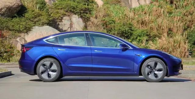 现有锂电池比进口版少8kWh，国产Model 3要用铁电池绞杀对手？