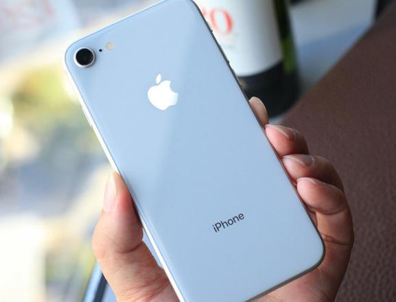 最佳入手iPhone手机的时期，降价清仓后的性价比更高