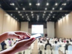 手机发布会为什么越来越无聊了？