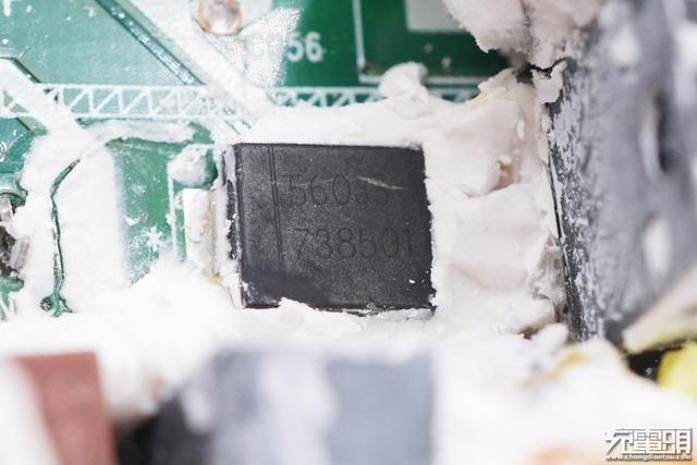 小米90W USB PD快充充电器拆解，用料确实猛